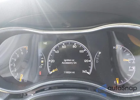 2019 Jeep Grand Cherokee Upland 4X4 from USA, damaged, VIN 1C4RJFAG5KC567972